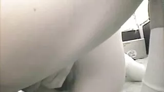 Bridgette B usaldas massöörile kogu film sex xxx keha ja Kiisu.