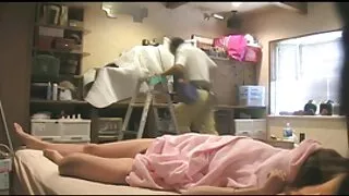 Charlotte patud kiusab seks video18 poiss.