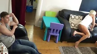 Masturbated mees põõsad. porno seks xx