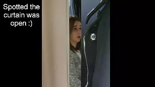 Zoe seks oropa Monroe paneb ennast mehele ja saab tema poolt perses.