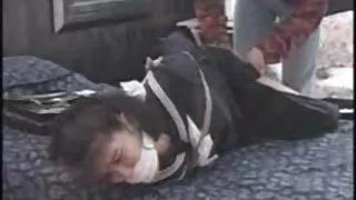 Tal on rassidevaheline seks xxxvidioseks mustadega.