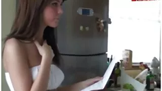 Blond petab poiss koos kelner. seks video xxx